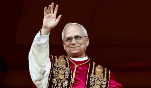Papa Leão XIV anuncia viagem histórica pela América do Sul, mas Brasil fica fora do roteiro