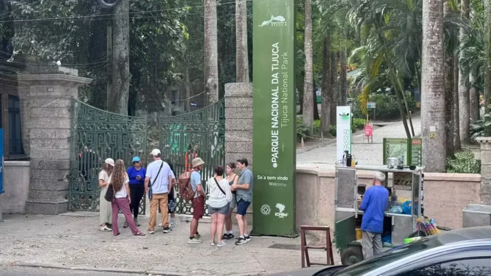Ventania faz parques do Rio fecharem nesta sexta-feira