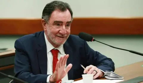 Patrus Ananias: quem é o ex-ministro e criador do Bolsa Família que disputa o Governo de Minas pelo PT?