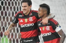 Flamengo visita Inter em duelo chave no Brasileirão