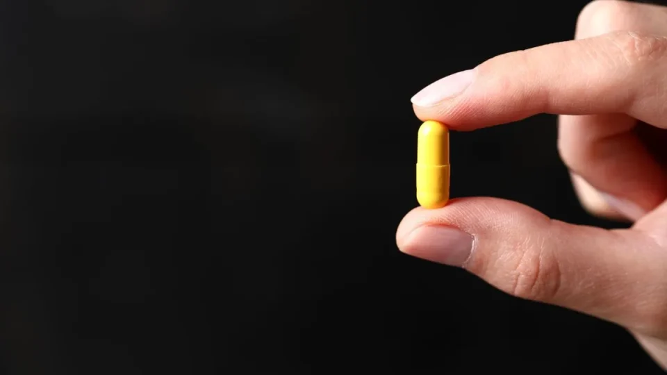 Anvisa proíbe suplementos de duas marcas em todo o Brasil