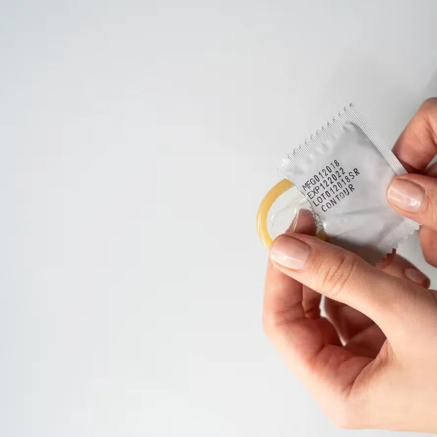 França recolhe 260 mil camisinhas possivelmente defeituosas e recomenda testes de ISTs e gravidez. — Foto: Pexels