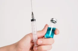 Vacinas de mRNA contra câncer avançam além do melanoma