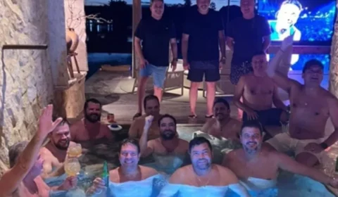 Foto em piscina expõe redes políticas de Angelo Coronel