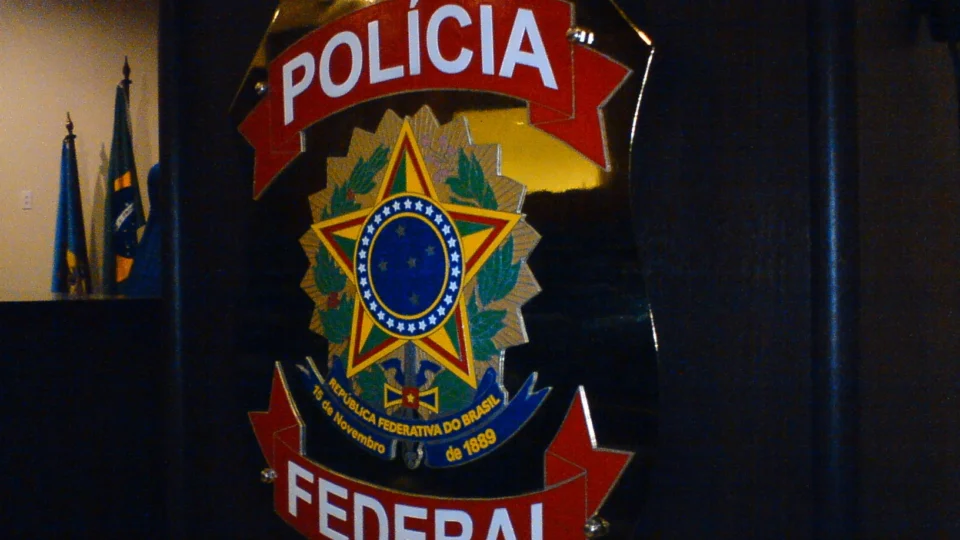 Operação Sinon: PF mira esquema de corrupção e repasse de informações sigilosas