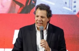 MP Eleitoral arquiva apuração sobre motorista de Haddad, mas caso ainda é investigado pela Polícia Civil