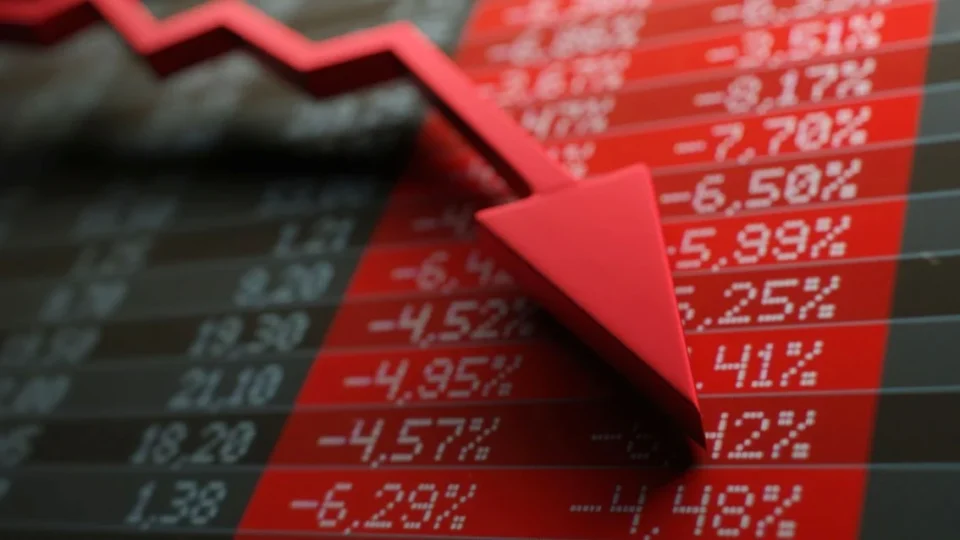 MFII11 cai 41% com corte de 67% nos dividendos e alerta FIIs