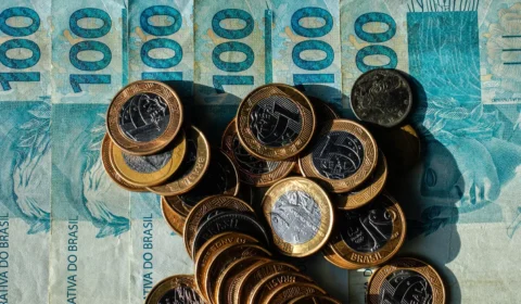 5º dia útil de setembro cai em sábado: veja impacto no salário