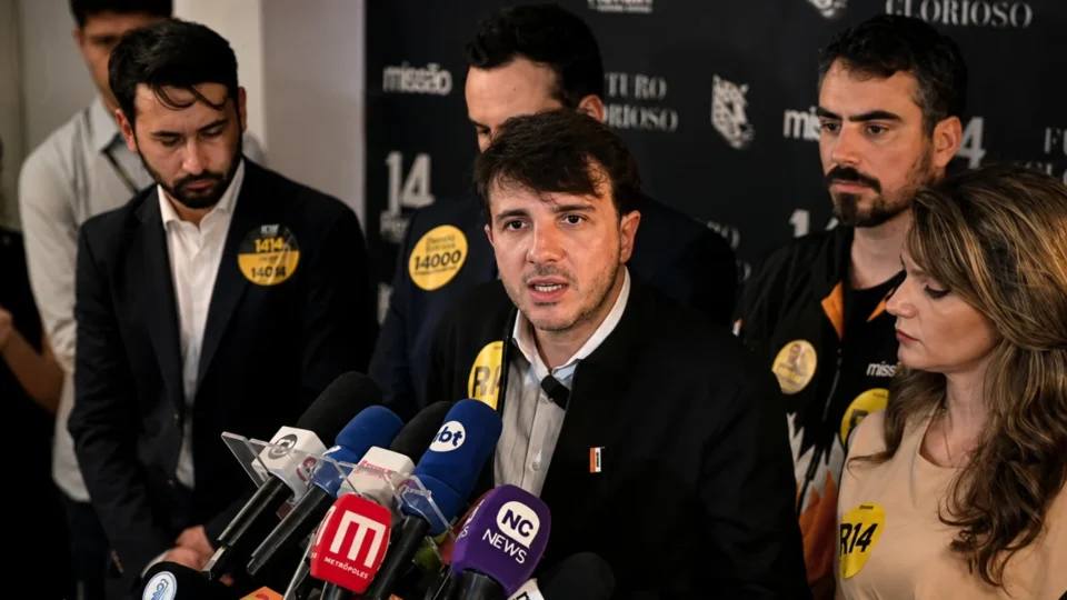 Renan Santos rebate Toffoli, chama suspensão de “canetada monocrática” e anuncia mandado de segurança