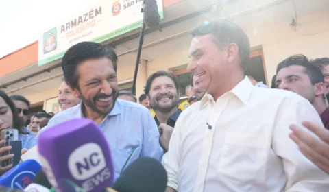 Ricardo Nunes reforça apoio a Flávio Bolsonaro e acusa Lula de perseguir São Paulo