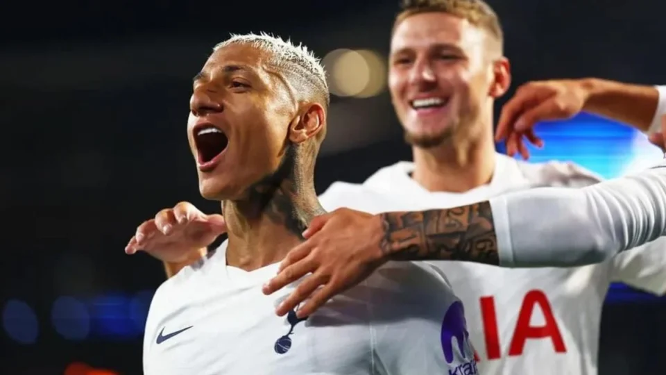 Tottenham x Getafe: times se enfretam hoje em amistoso chave