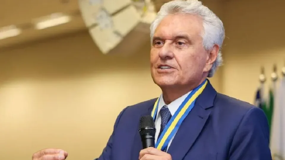 Caiado inicia campanha presidencial em carreata extensa em Goiás