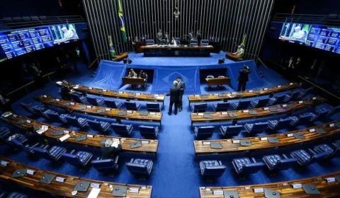 Oposição monta “kit-obstrução” para travar PEC do 6×1 no Senado