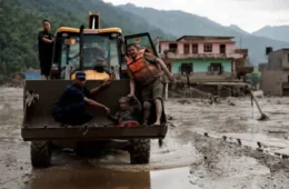 Avalanche no Nepal deixa mais de 360 mortos e mais de 1,5 mil desaparecidos