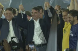 Tarcísio de Freitas lança reeleição em SP e aposta em Bolsonaro