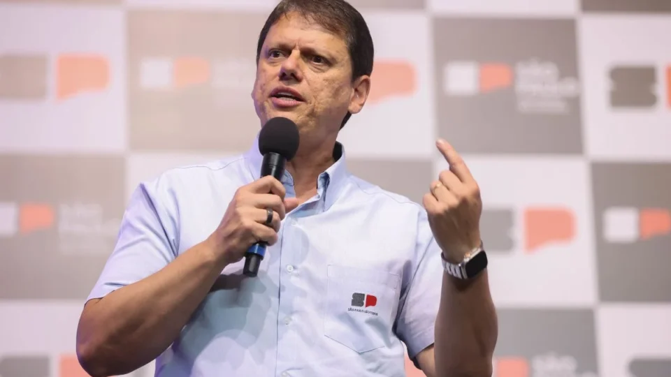 Ferroviários dão ultimato a Tarcísio e afirmam que governador pode encerrar greve ainda hoje