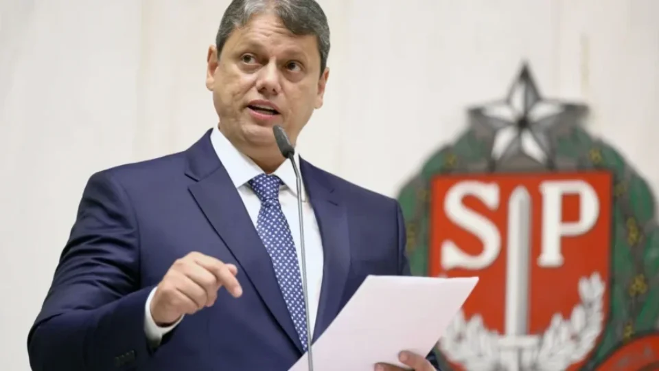 Filhos de Tarcísio criam startup de consultoria e registram Palácio dos Bandeirantes como endereço dos sócios