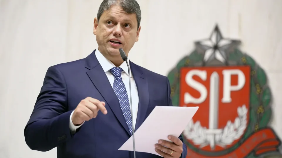 Tarcísio promete ampliar ações de saúde mental contra vício em bets