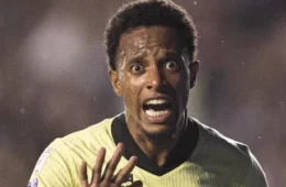 Vasco vence Cruzeiro, respira no Brasileiro e sai do Z4