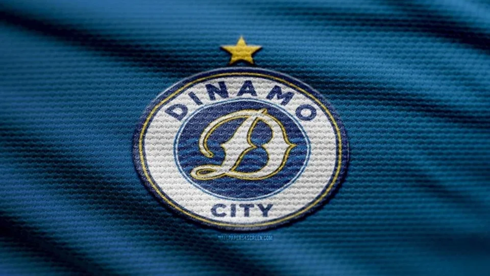 Presidente do Dinamo City leva saco de dinheiro ao vestiário e promete R$ 3 milhões