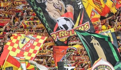 Lens surpreende PSG e conquista a Supercopa da França