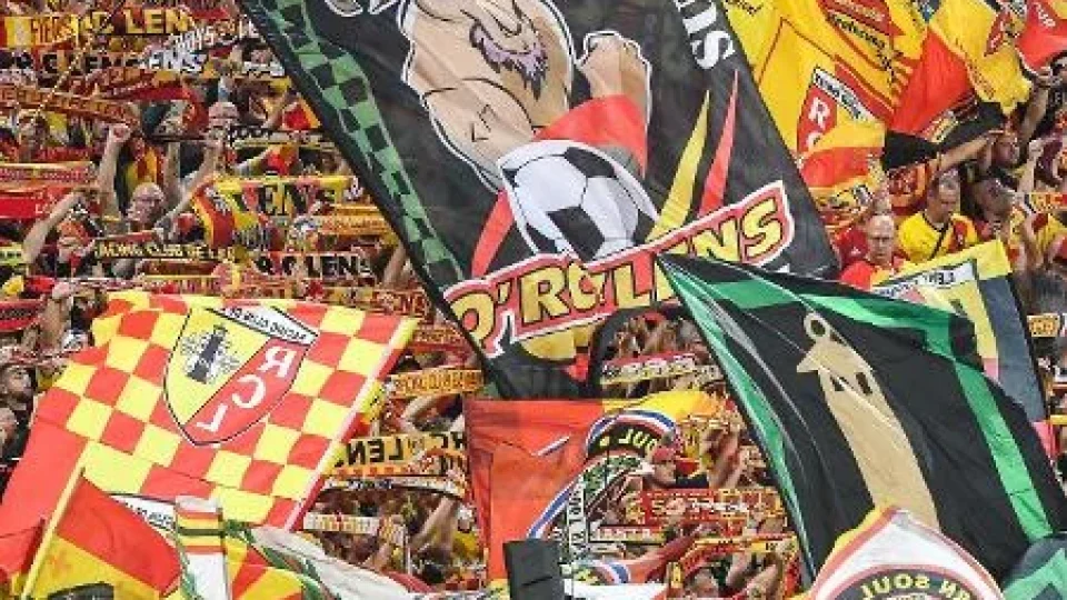 Lens surpreende PSG e conquista a Supercopa da França
