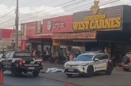 Funcionário de açougue morre após ser atingido por ônibus enquanto descarregava caminhão no DF