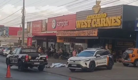Funcionário de açougue morre após ser atingido por ônibus enquanto descarregava caminhão no DF