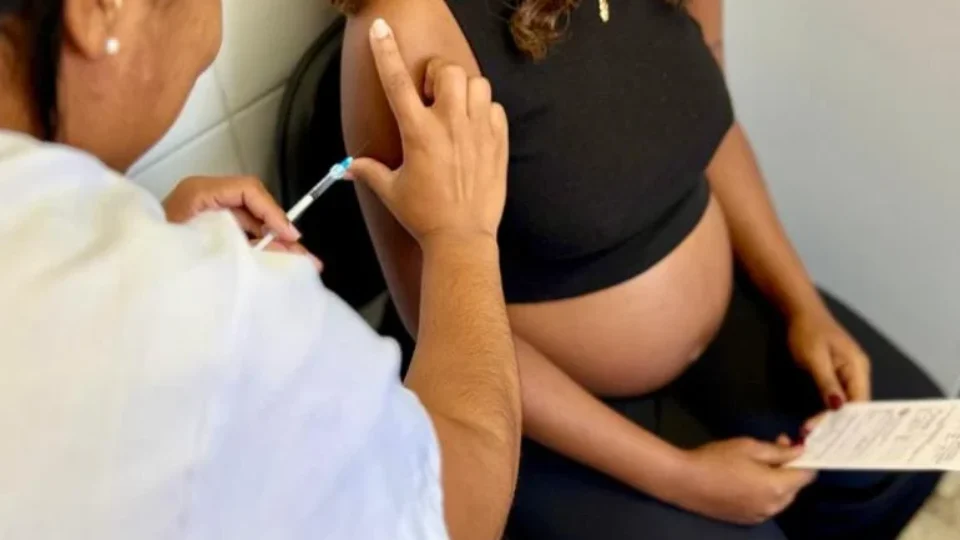 BH terá vacinação neste sábado para crianças, adolescentes e gestantes; saiba como se imunizar
