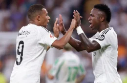 Mbappé dá show, Vini marca e Real Madrid aplica goleada em noite especial no Bernabéu