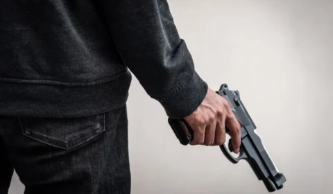 Violência custa R$ 285 bilhões por ano ao Brasil e mortes de jovens pesam na conta
