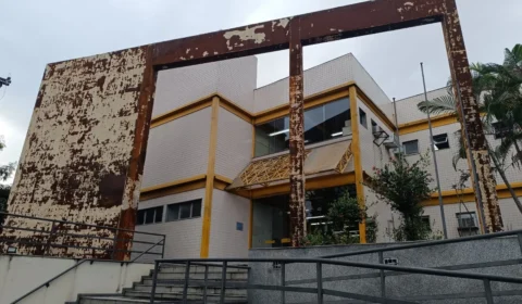 Rio de Janeiro: Corpo é achado em colégio de Niterói