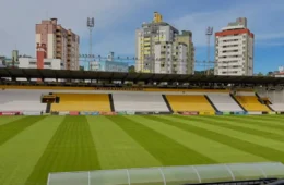 Criciúma x Fortaleza define líder da Série B hoje às 18h30