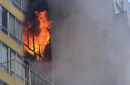 Incêndio em apartamentos no Centro de SP mobiliza resgate e expõe dificuldade para retirar idosos