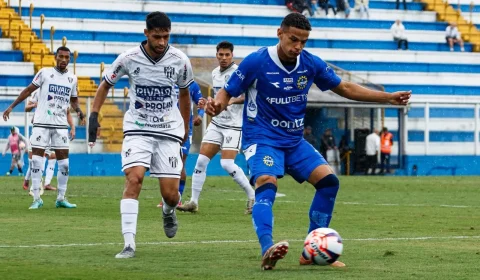 São José bate São Bernardo e vira líder do Grupo 4 da Copa Paulista
