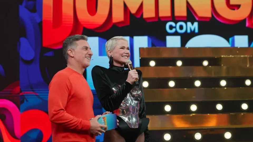 Xuxa, 63 anos, rebate ataques e denuncia etarismo no show