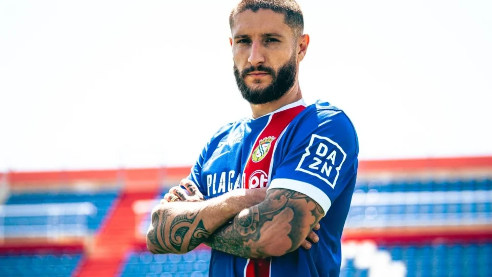 Zé Rafael deixa o Santos e assina por um ano com o Alverca, de Portugal