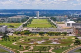 Governo prevê superávit de R$ 18,6 bilhões em 2027 e projeta virada nas contas públicas