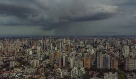 Tempestades voltam a ganhar força no Sul nesta sexta-feira com risco de granizo e ventania