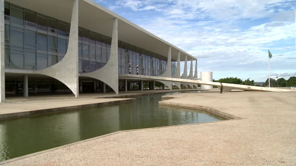 Receita federal deve bater recorde de R$ 3,24 trilhões em 2026