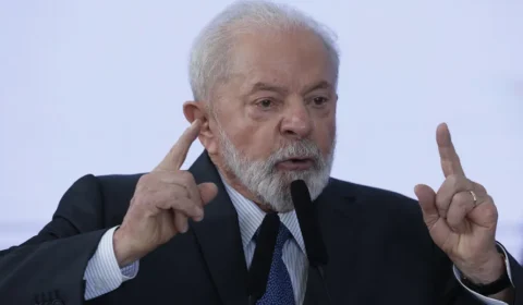 “Se me deu, já bebi”, diz Lula sobre suposto uísque de Vorcaro