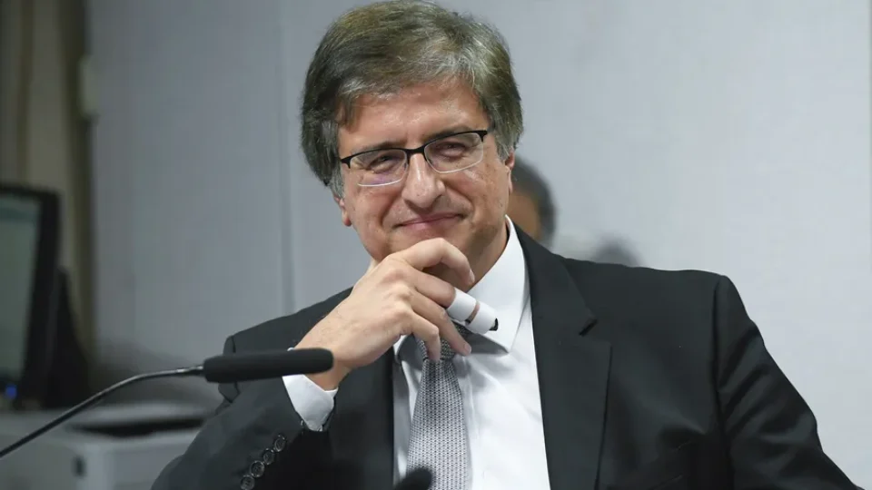 PF mostra pedido a PGR para tirar Jarbas da disputa eleitoral