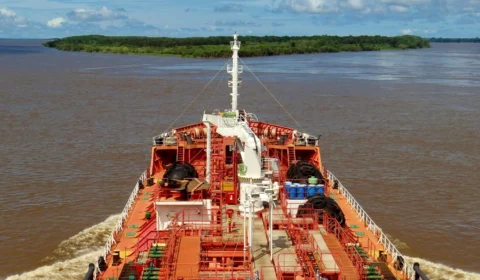 Taxa de seca em Manaus entra novamente no radar da ANTAQ e reacende debate sobre custo logístico na Amazônia