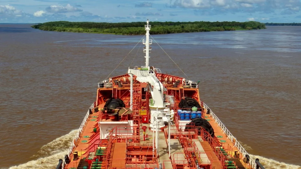 Taxa de seca em Manaus entra novamente no radar da ANTAQ e reacende debate sobre custo logístico na Amazônia