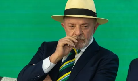 Lula sanciona crédito de até R$ 30 bilhões para motoristas de aplicativo e taxistas