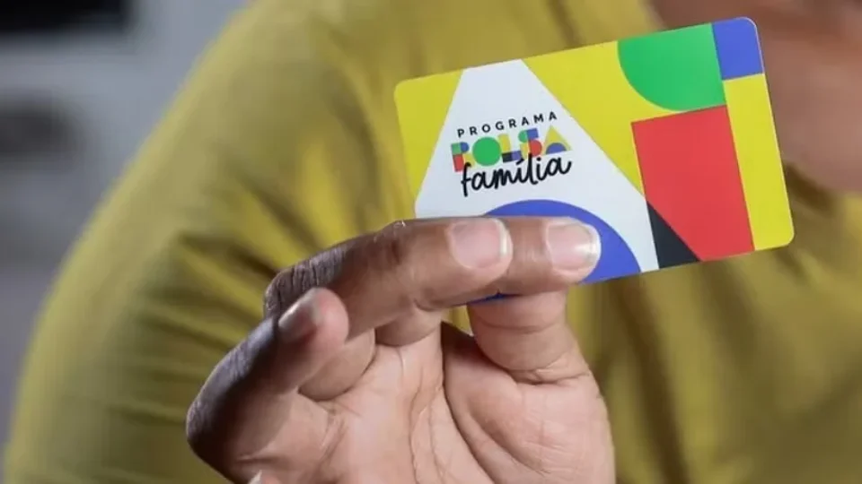 Governo anuncia reajuste de 15% no Bolsa Família; piso sobe de R$ 600 para R$ 691