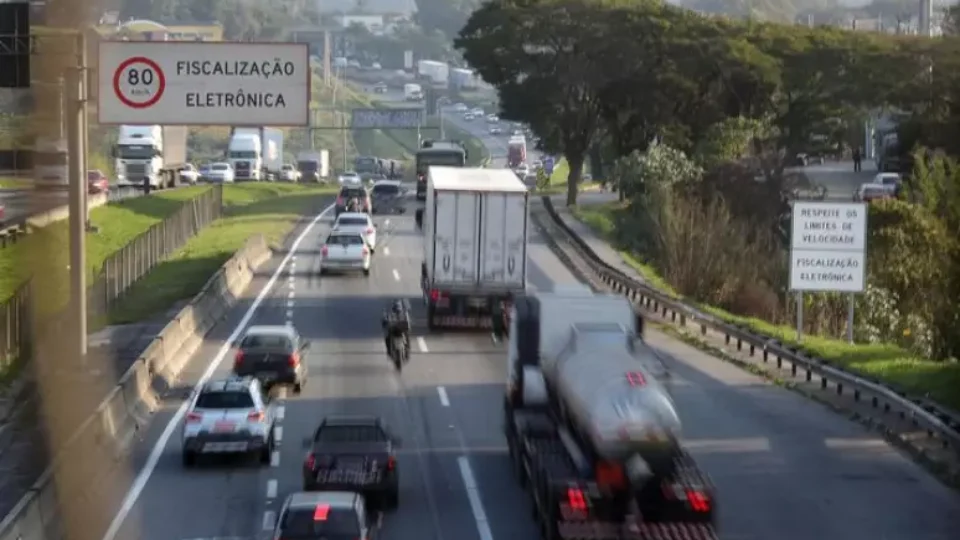 ANTT suspende testes de radares que calculam velocidade média no Paraná; veja os 13 trechos