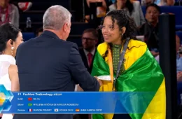 Jovem de MT que aprendeu a costurar com o pai conquista prata em mundial na China