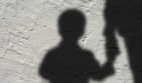 Megaoperação nos EUA resgata 79 crianças em Ohio e reacende buscas por desaparecidos
