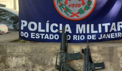 PM prende três suspeitos com fuzis e granadas antes de ataque em Belford Roxo